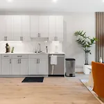 1Bd Sleeps 4 With Views - Near Fish Town And Old City