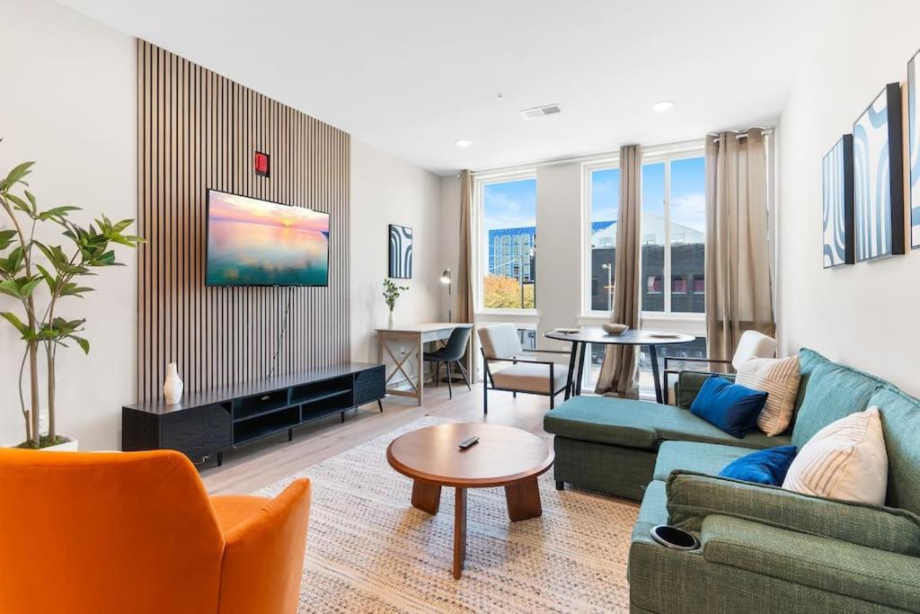 1bd Sleeps 4 With Views - Near Fish Town And Old Apartment